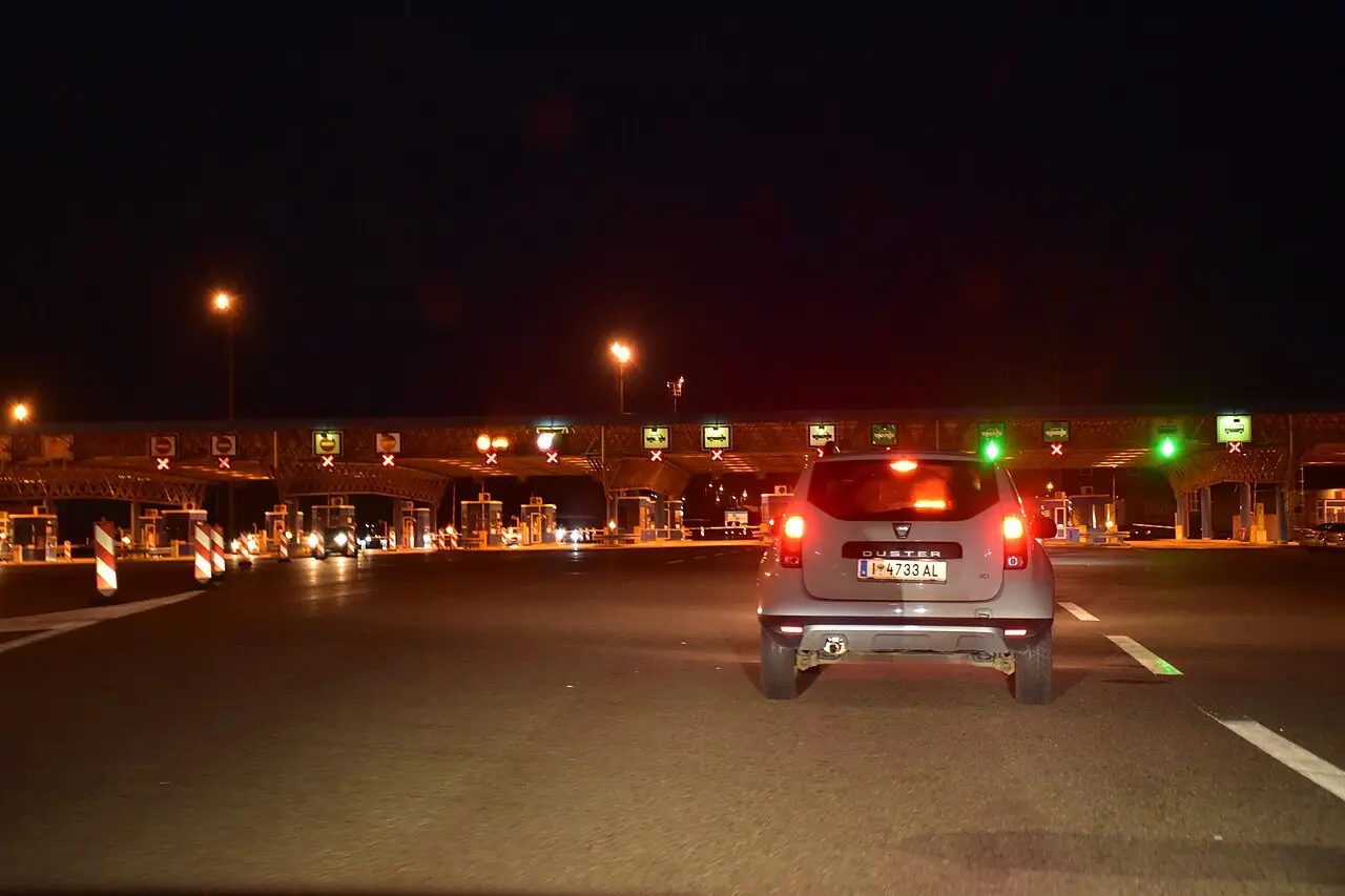 Evening lights at the Bajakovo road border crossing into Croatia
