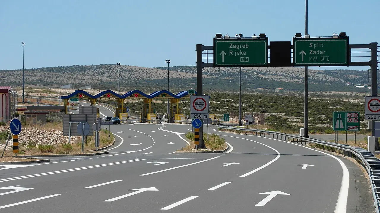 Cars at the Maslenica toll plaza on the Croatian A1 motorway