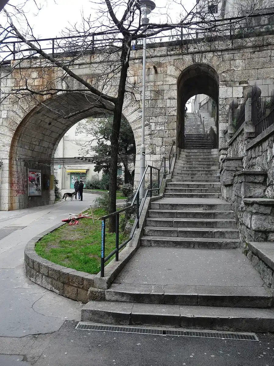 Beginning of the stone stairway from Rijeka up toward Trsat